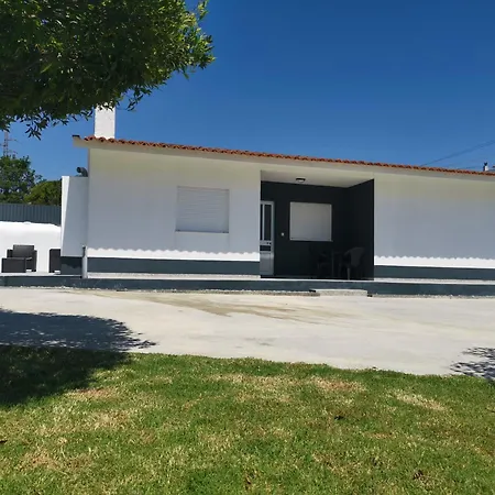 בית נופש Casa La Grenadine איזמוריס